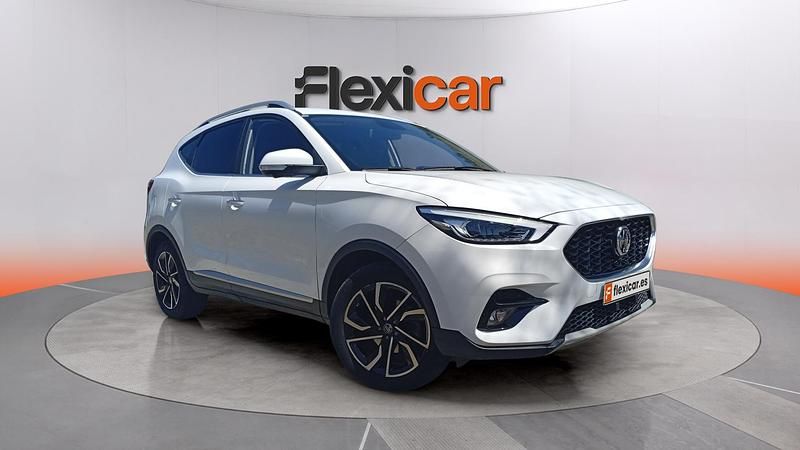 Käytetty MG ZS Luxury 106 HP (77 kW) 2023 Katumaasturi
