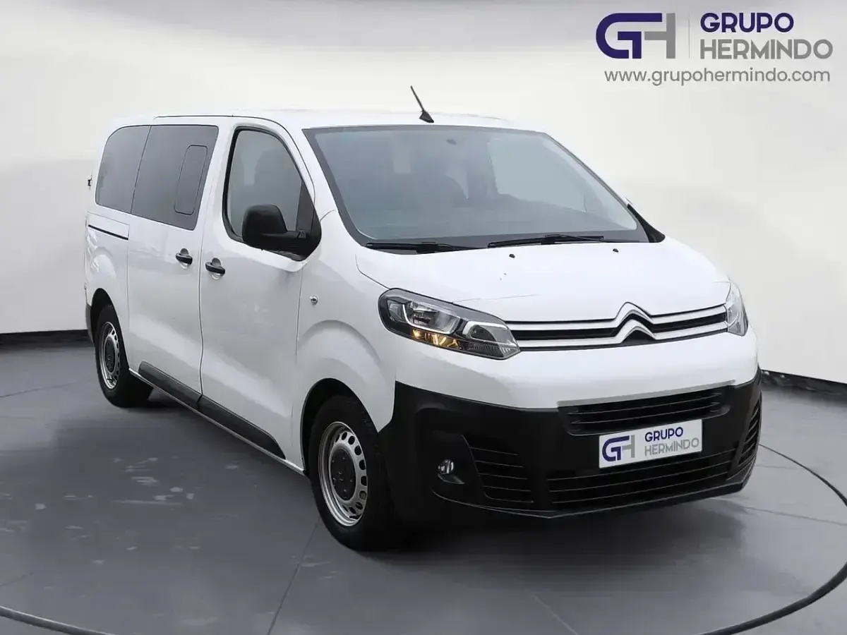 Usado Citroën Jumpy Comfort 120 CV (88 kW) 2021 Blanco Monovolumen
