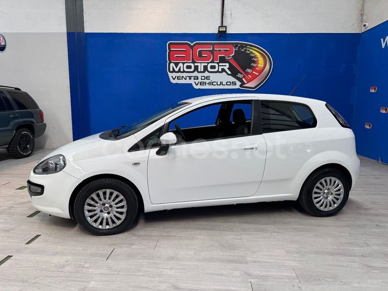 Blanco Usado 2011 Fiat Punto Evo Dynamic Utilitario | 5999 € - Imagen 1/4
