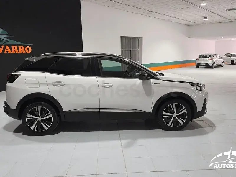 Usado Peugeot 3008 GT-line 130 CV (95 kW) 2017 Blanco SUV