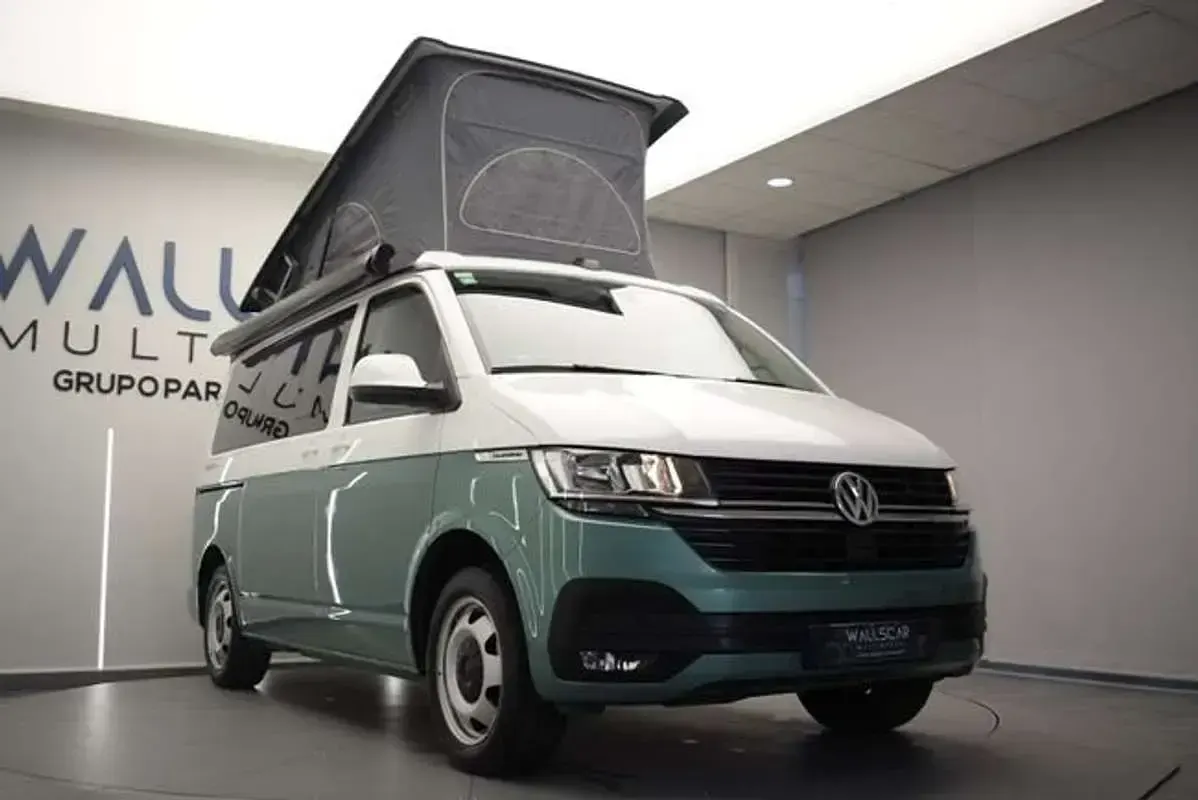 Usado VW California Beach 150 CV (110 kW) 2020 Verde Van
