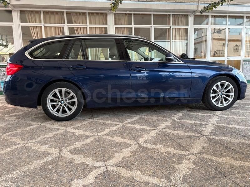 Usado BMW 318 Luxury Line 150 CV (110 kW) 2019 Azul Familiar