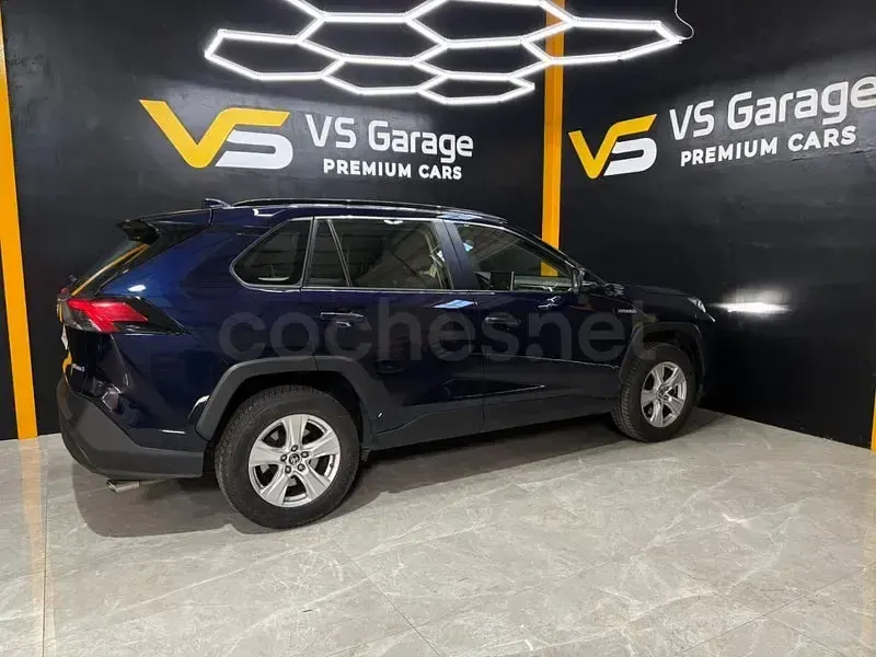 Käytetty Toyota RAV4 Hybrid Business Edition 222 HP (163 kW) 2021 Sininen Katumaasturi