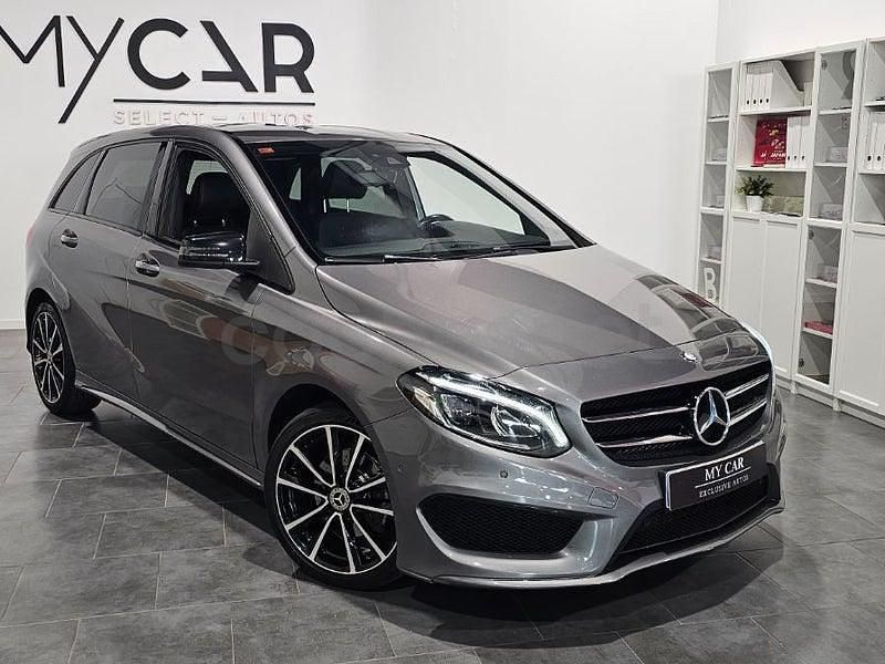 Usado Mercedes B180 AMG line 109 CV (80 kW) 2016 Gris / plata Monovolumen