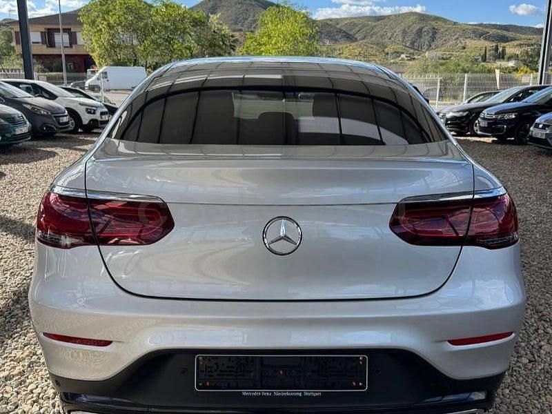 Usado Mercedes GLC220 194 CV (142 kW) 2020 Gris / plata SUV
