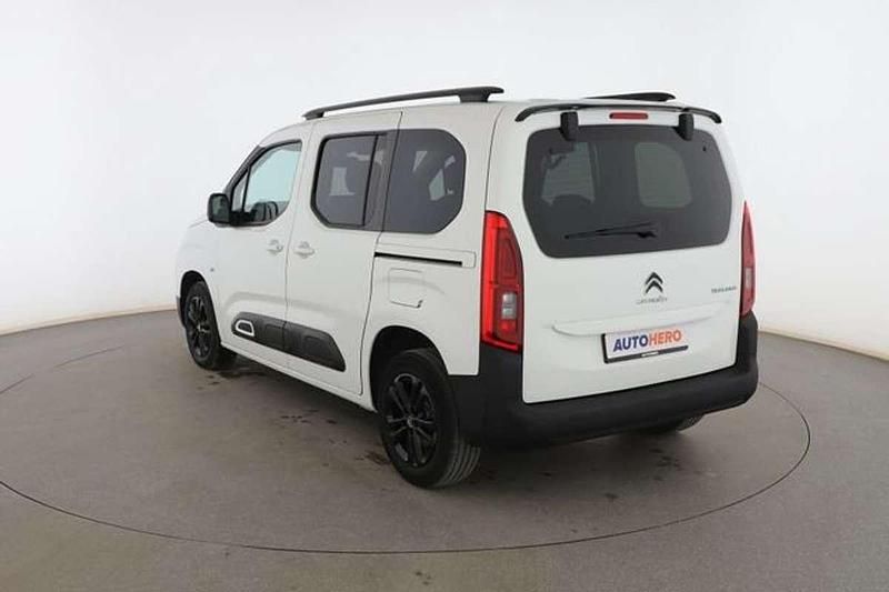 Usado Citroën Berlingo Feel 103 CV (75 kW) 2021 Blanco Monovolumen