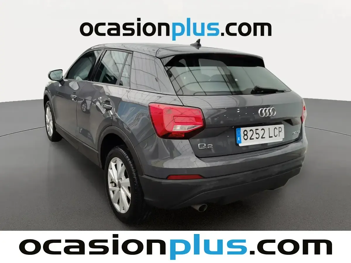 Usado Audi Q2 Advanced Plus 116 CV (85 kW) 2019 Gris SUV
