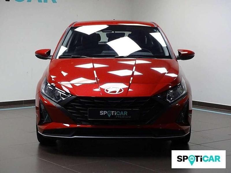 Rojo Usado 2024 Hyundai i20 Utilitario | 14.200 € (Buen precio) - Imagen 1/4