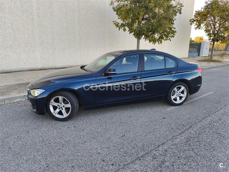 Usado BMW 316 116 CV (85 kW) 2012 Azul Berlina