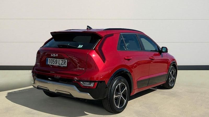 Usado Kia e-Niro 134 kW (183 CV) 2022 Rojo SUV