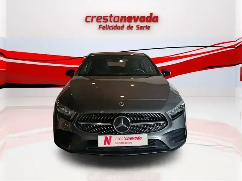 Usado Mercedes A200 163 CV (119 kW) 2021 Gris Utilitario