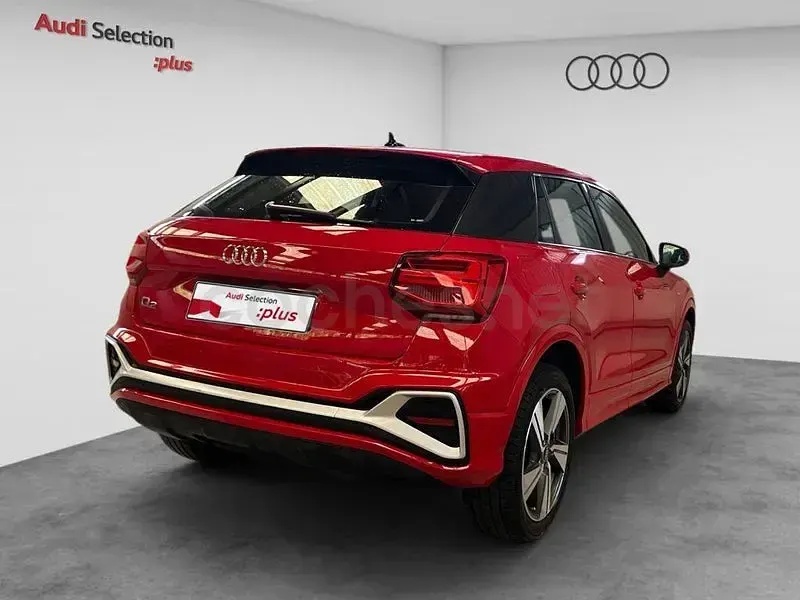 Usado Audi Q2 S-Line 116 CV (85 kW) 2022 Rojo SUV