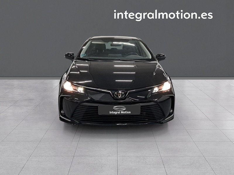 Usado Toyota Corolla Active 122 CV (89 kW) 2023 Negro Berlina