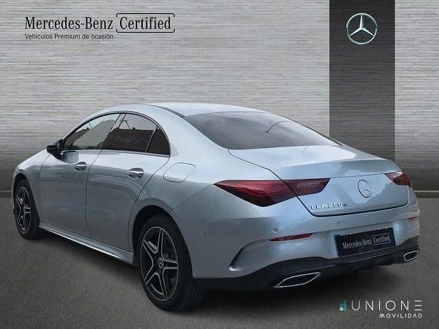 Usado Mercedes CLA250e AMG line 218 CV (160 kW) 2025 Plata hightech Coupe
