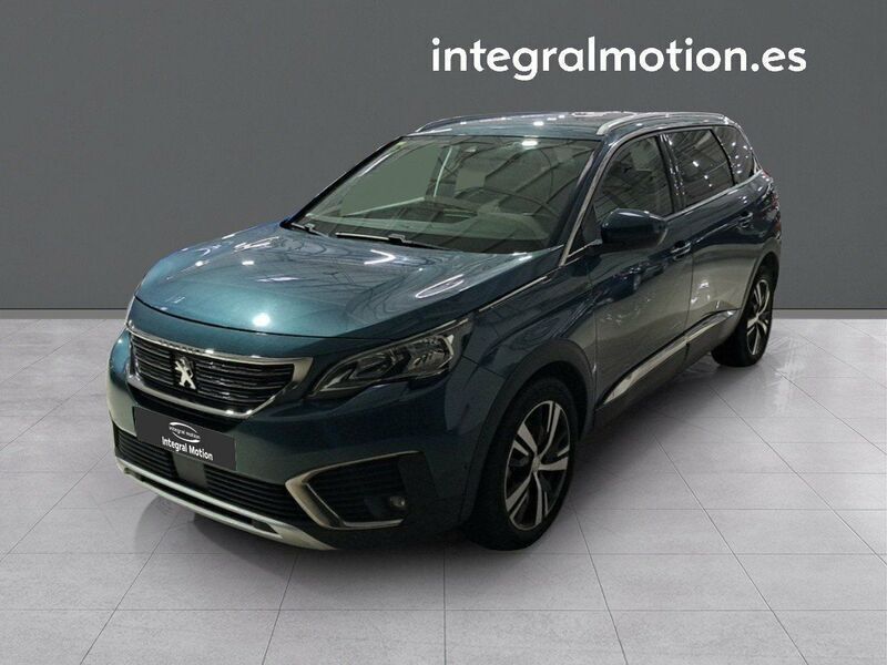 Verde Usado 2017 Peugeot 5008 Allure Monovolumen | 19.900 € (Un poco caro) - Imagen 1/4