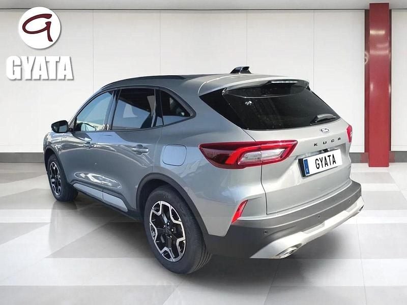 Usado Ford Kuga Active X 183 CV (134 kW) 2024 Gris SUV