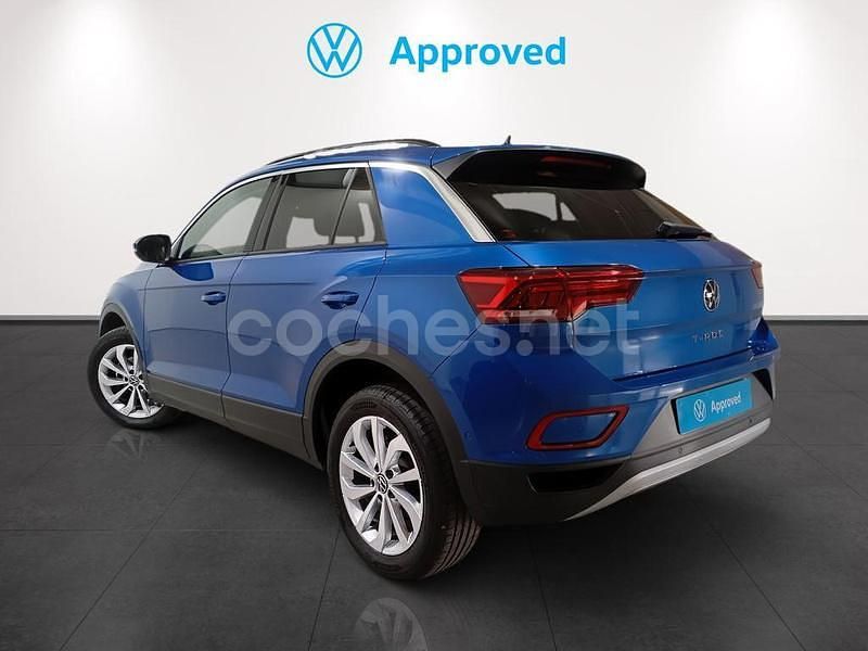Usado VW T-Roc Advance 110 CV (80 kW) 2021 Azul SUV