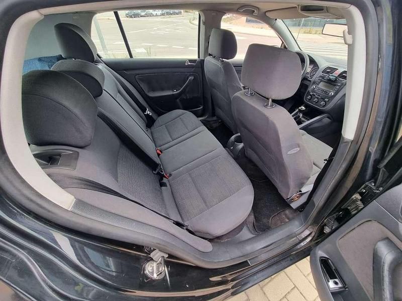 Usado VW Golf IV Sportline 116 CV (85 kW) 2005 Negro Utilitario