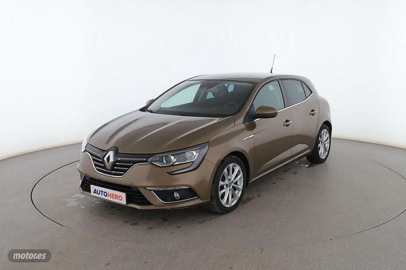 Beige Usado 2016 Renault Mégane IV Zen Berlina | 11.399 € (Precio justo) - Imagen 1/3