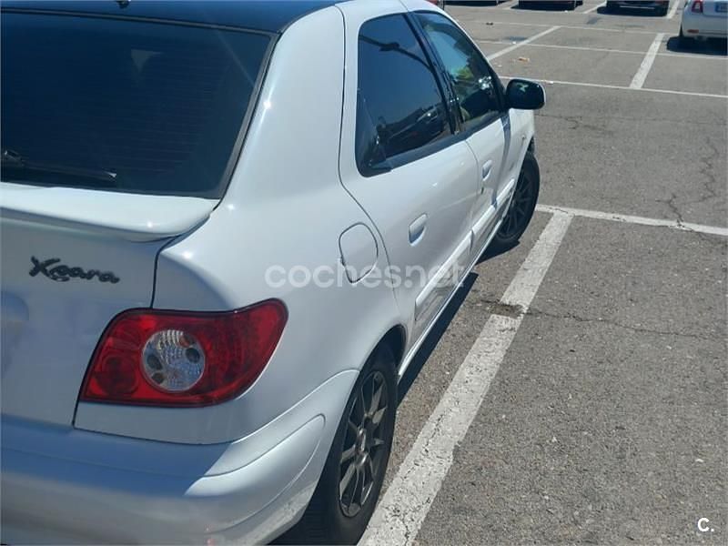 Usado Citroën Xsara 75 CV (55 kW) 2003 Blanco Berlina