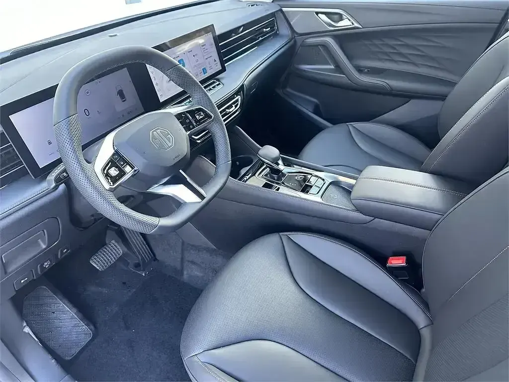 Nuevo MG HS Luxury 272 CV (200 kW) 2026 Otro SUV