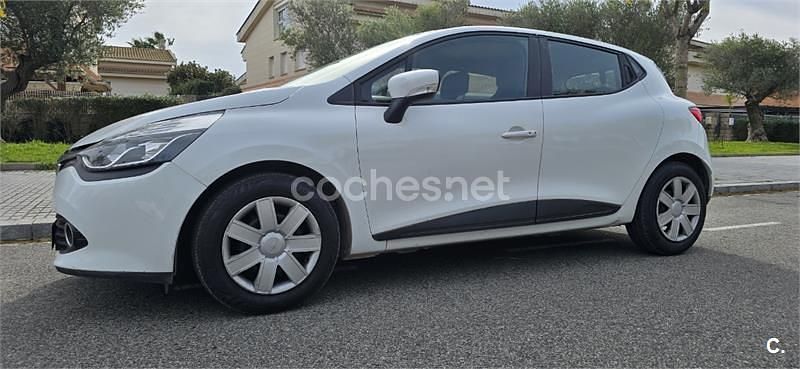 Usado Renault Clio IV Expression 75 CV (55 kW) 2015 Blanco Berlina