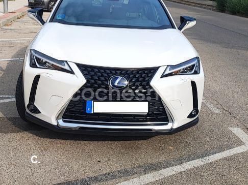 Blanco Usado 2021 Lexus UX Business Edition SUV | 25.200 € (Buen precio) - Imagen 1/4