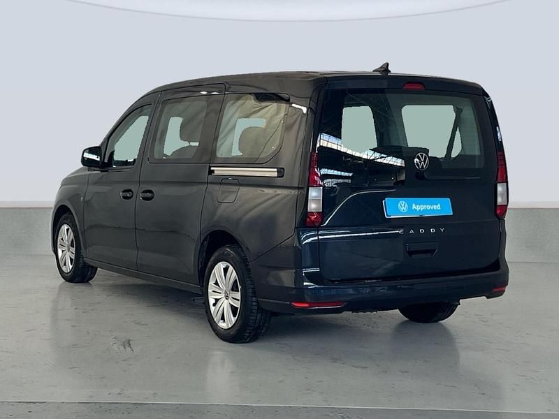 Usado VW Caddy Maxi 122 CV (89 kW) 2025 Azul Monovolumen