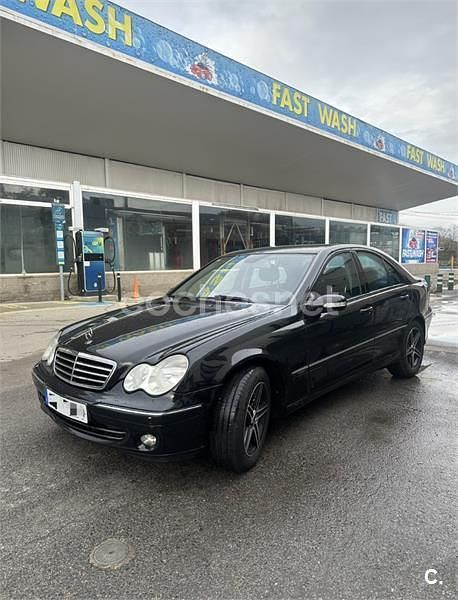Usado Mercedes C220 Sport Edition 150 CV (110 kW) 2005 Negro Berlina