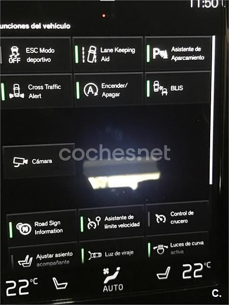 Usado Volvo XC60 R-Design 190 CV (139 kW) 2018 Azul SUV