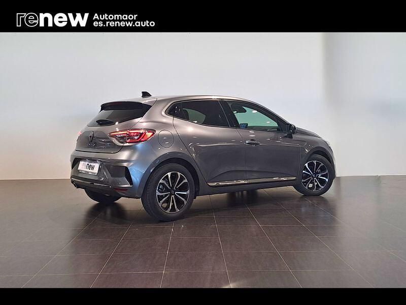 Usado Renault Clio V Techno 90 CV (66 kW) 2024 Gris Berlina