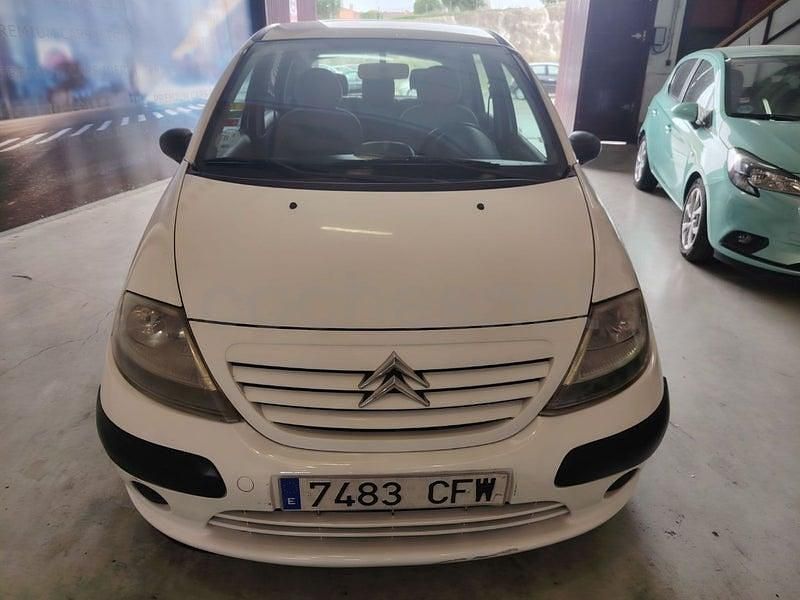 Usado Citroën C3 61 CV (44 kW) 2003 Blanco Berlina