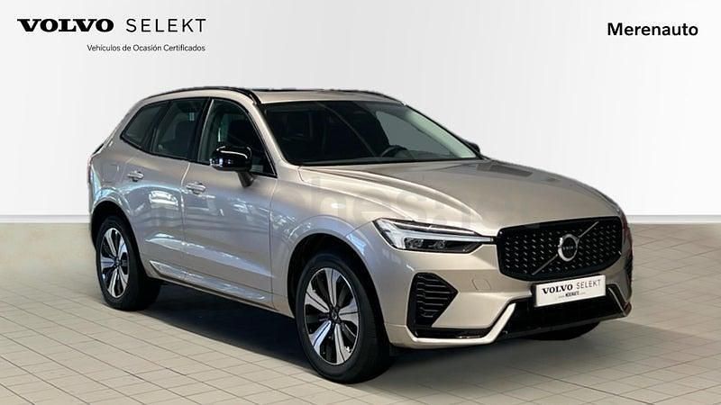 Usado Volvo XC60 Plus 350 CV (257 kW) 2025 Beige SUV