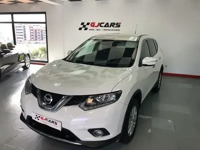 Usado Nissan X-Trail Tekna 130 CV (95 kW) 2016 Blanco SUV