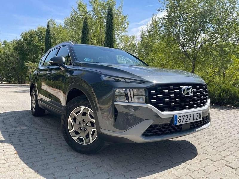 Usado Hyundai Santa Fe 230 CV (169 kW) 2022 Gris / plata SUV
