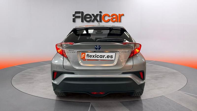 Usado Toyota C-HR Advance 122 CV (89 kW) 2019 Gris SUV