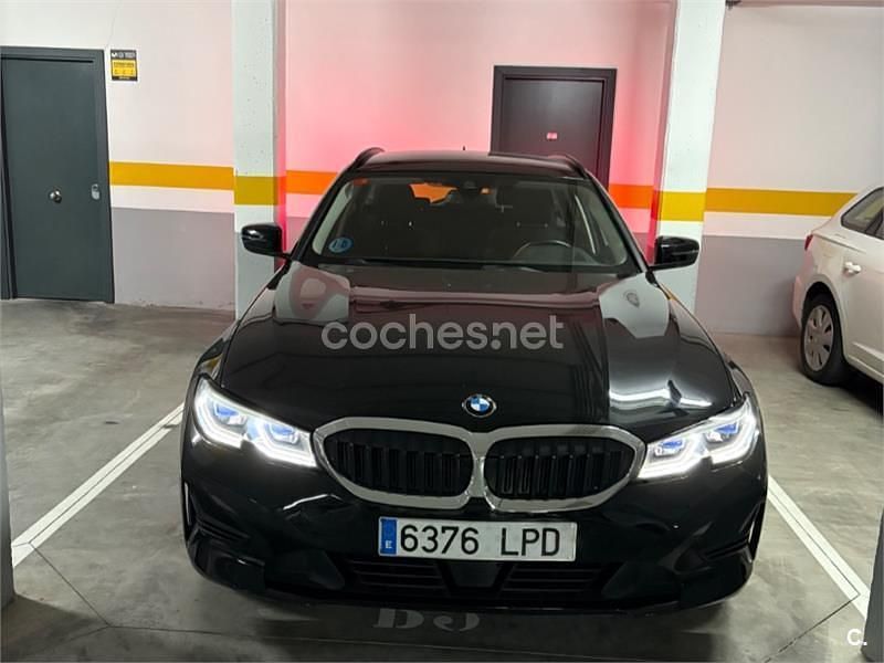 Negro Usado 2021 BMW 318 Familiar | 23.990 € (Buen precio) - Imagen 1/4