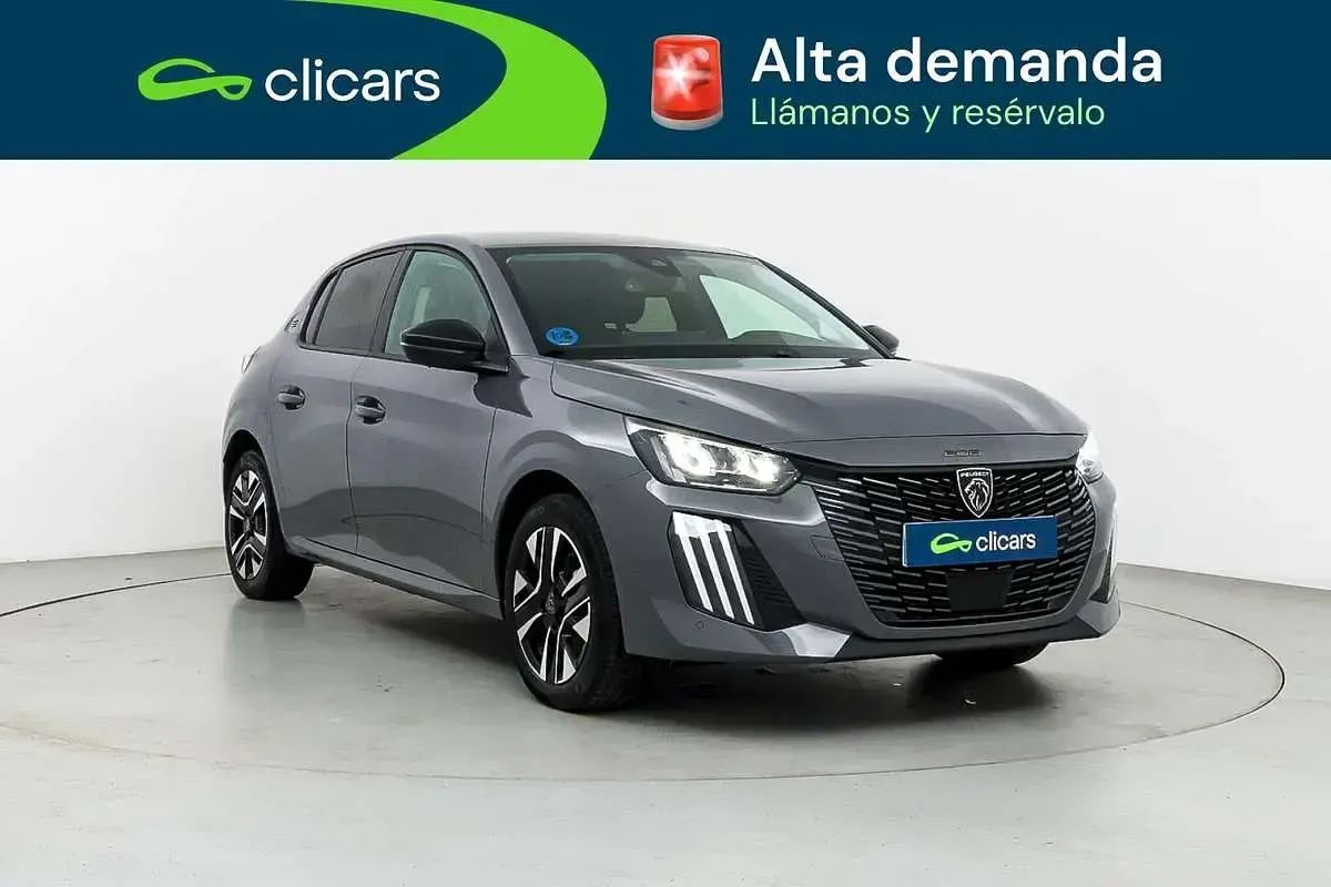 Usado Peugeot e-208 Allure 114 kW (156 CV) 2025 Gris Utilitario