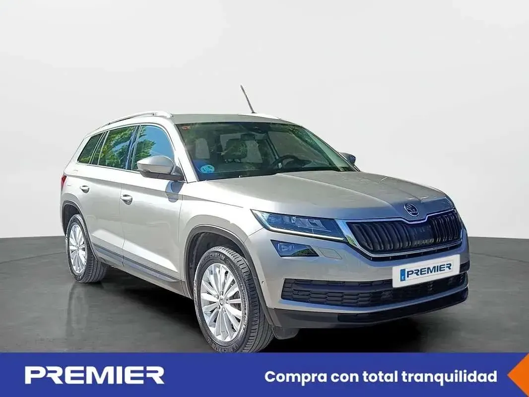 Usado Skoda Kodiaq Style 190 CV (139 kW) 2017 Gris SUV