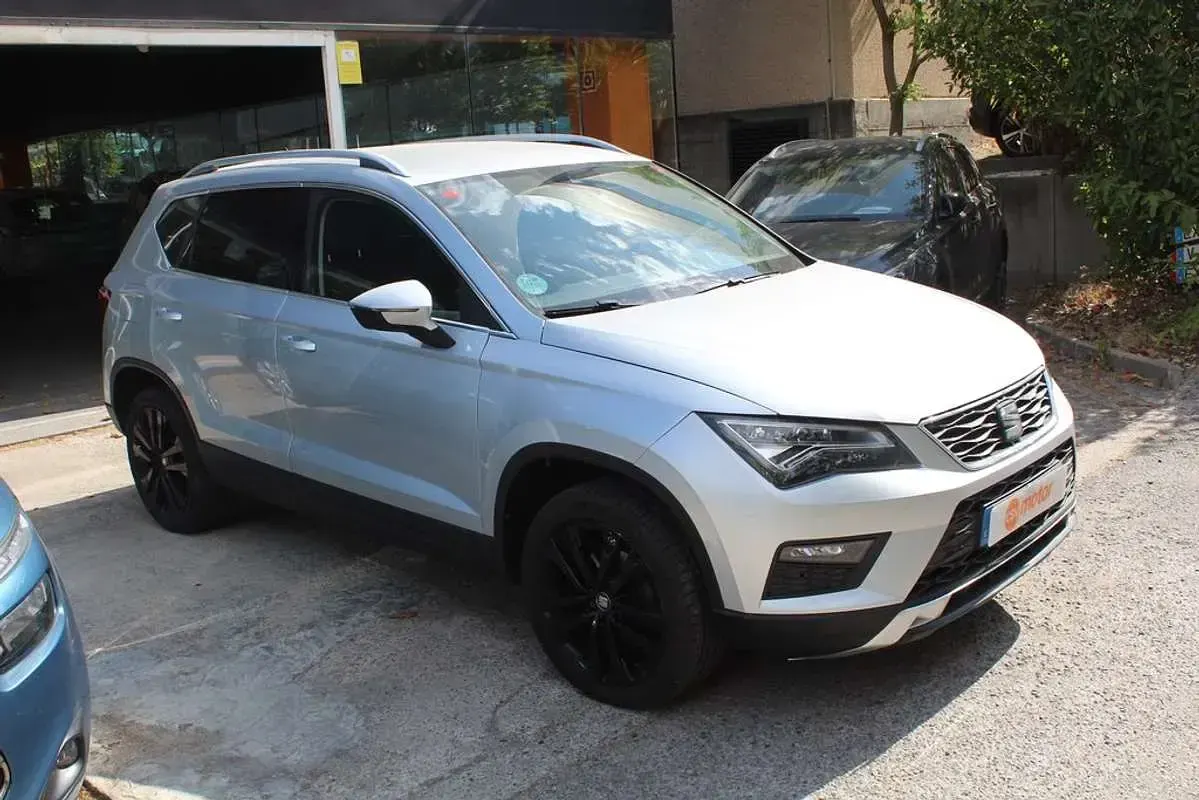 Usado Seat Ateca XCELLENCE 116 CV (85 kW) 2019 Gris / plata SUV