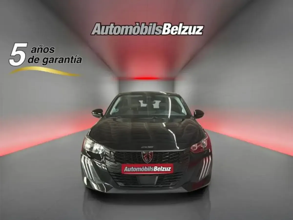 Usado Peugeot 208 Allure 102 CV (75 kW) 2025 Negro Utilitario