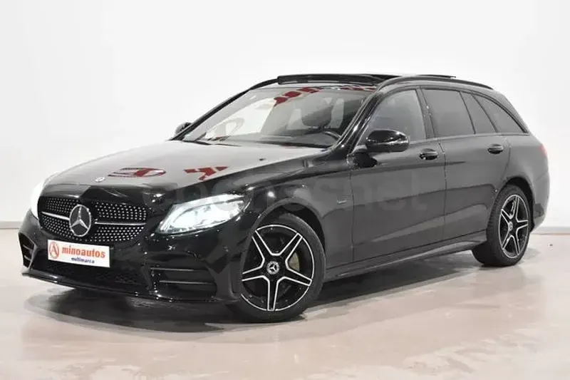 Usado Mercedes C300e 306 CV (225 kW) 2020 Negro Familiar