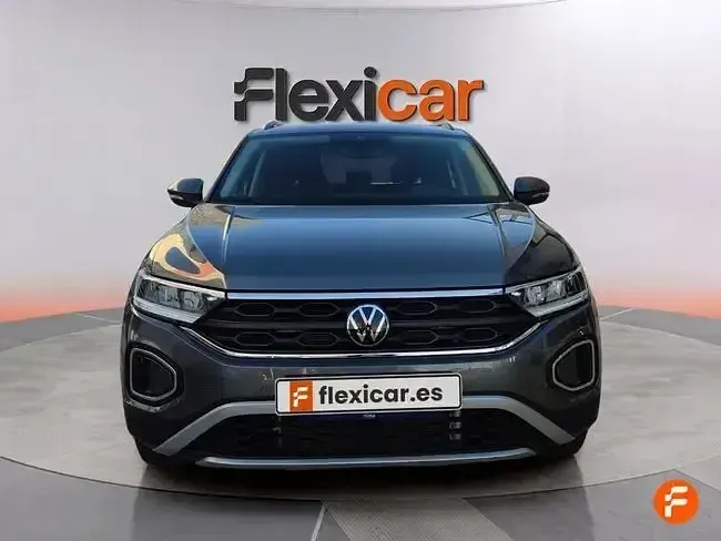 Usado VW T-Roc 150 CV (110 kW) 2024 Gris SUV