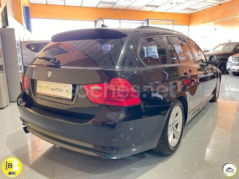Usado BMW 320 184 CV (135 kW) 2011 Negro Familiar