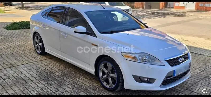 Usado Ford Mondeo Titanium X 140 CV (102 kW) 2009 Blanco Berlina