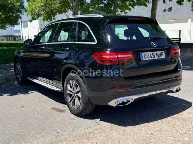 Usado Mercedes GLC250 204 CV (150 kW) 2018 Negro SUV