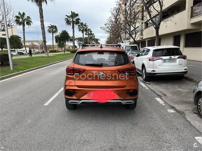 Usado MG ZS Comfort 106 CV (77 kW) 2022 Naranja SUV