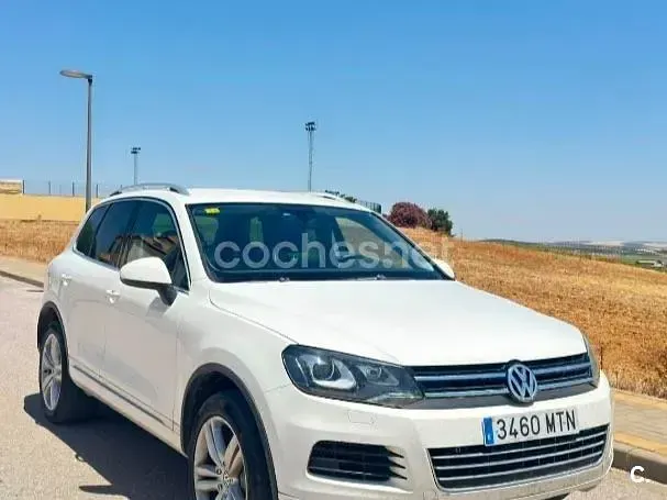 Usado VW Touareg 245 CV (180 kW) 2011 Blanco SUV