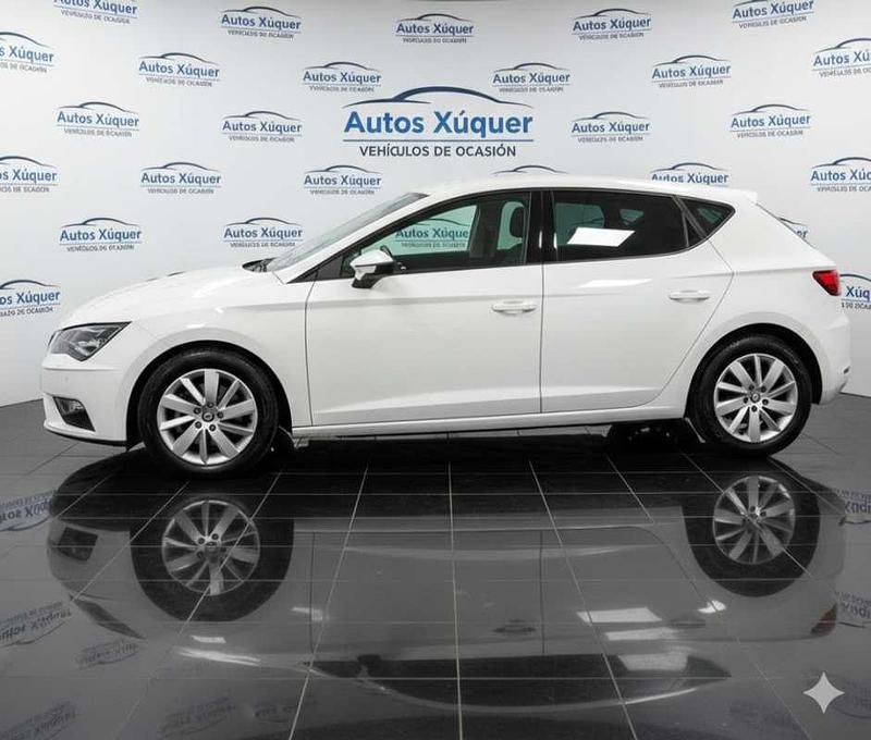 Usado Seat Leon Style 116 CV (85 kW) 2018 Blanco Utilitario