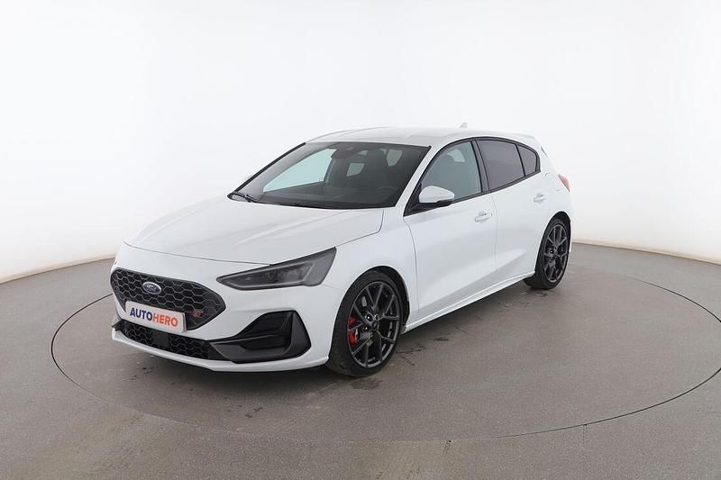 Blanco Usado 2024 Ford Focus ST Utilitario | 34.199 € (Un poco caro) - Imagen 1/3